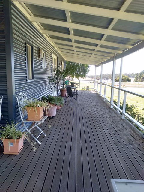 Redtail Ridge Cottages - Accommodation in Brisbane 3