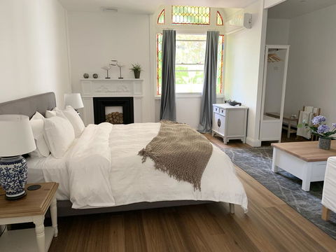 REED HOUSE At Maleny-The White Pavilion - Accommodation in Brisbane 2