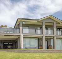River Devine - Accommodation in Brisbane