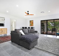 Rockwall - Pet-Friendly - Fire Pit - Accommodation in Brisbane
