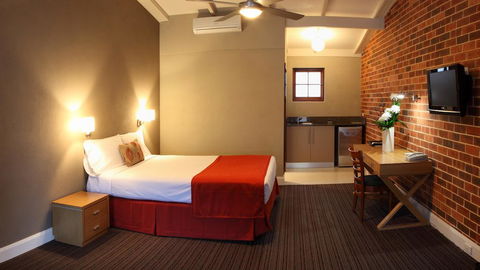 Rose & Crown Hotel - Accommodation in Brisbane 1