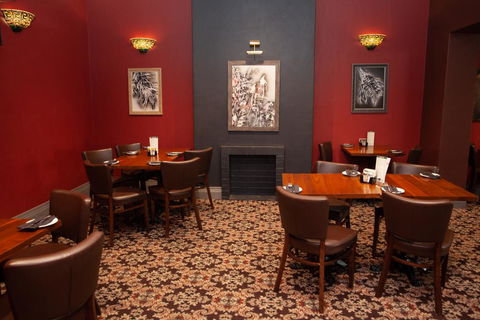 Royal Hotel Singleton - Accommodation in Brisbane 2