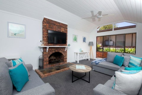 SAND DUNES - Accommodation in Brisbane 2