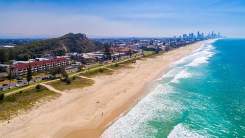 Sandrift Beachfront Apartments - Accommodation in Brisbane 3