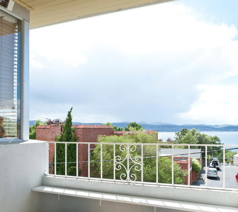 Scarlett's By Salamanca - Accommodation in Brisbane 0