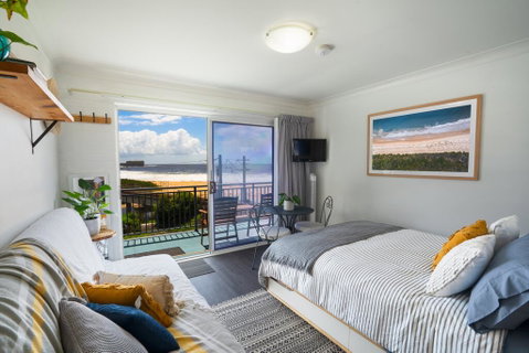 Sea Breeze Studio - Accommodation in Brisbane 0