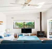 Sea Urchin 9 Sandy Point Road - Accommodation in Brisbane