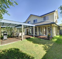 Sea Whispers  Fingal Bay - Accommodation in Brisbane