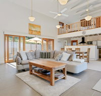 Seascape Retreat - Accommodation in Brisbane