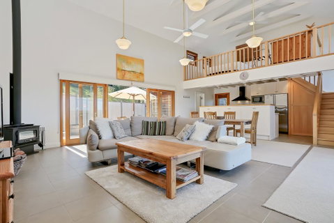 Seascape Retreat - Accommodation in Brisbane 0