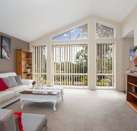Serenity' 7 Mulloway Place - Peaceful house with air con Netflix  WIFI - Accommodation in Brisbane