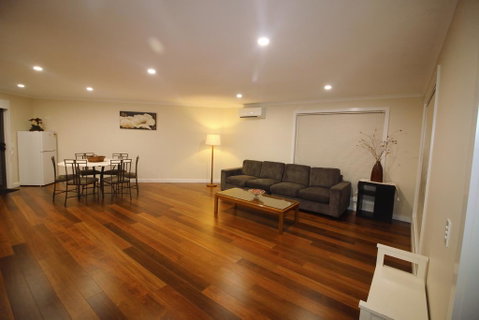 Silver House - Melbourne Airport Accommodation - Accommodation in Brisbane 3