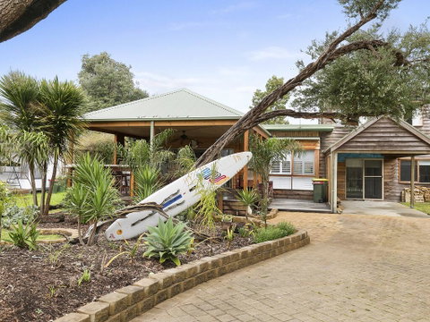 Silverleaves On The Beach - Accommodation in Brisbane 0