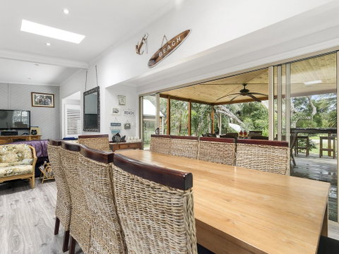 Silverleaves On The Beach - Accommodation in Brisbane 2