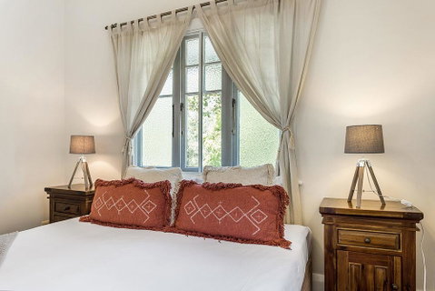 Skye Lodge Byron Bay - Walk To Town In 5 Minutes! - Accommodation in Brisbane 3