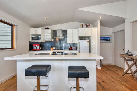 Snow Bound - Accommodation in Brisbane 2