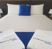 Snow Season Motor Inn - Accommodation in Brisbane