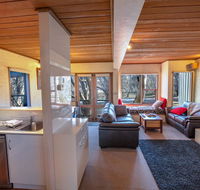 Snowgums 07 - Accommodation in Brisbane
