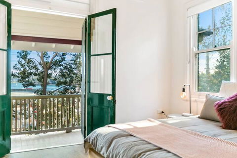 Spacious Harbour View 4bd Home In Sydney CBD - Accommodation in Brisbane 2