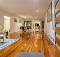 Spacious House in Heart of Surfers Paradise - Accommodation in Brisbane