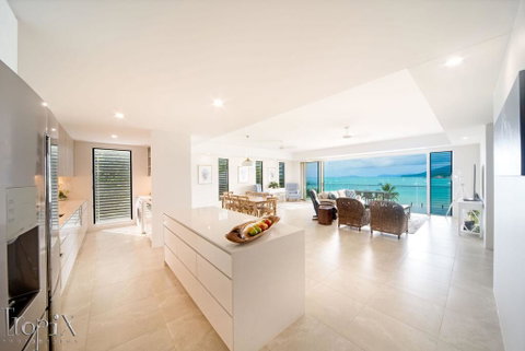 Splendeur Sur La Mer Premiere - Accommodation in Brisbane 1