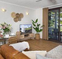 St Tropez Beachside Luxe - Accommodation in Brisbane