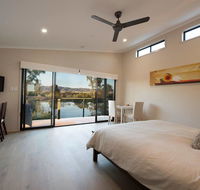 Still Earth - Accommodation in Brisbane