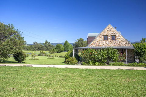 Stone Cottage - Accommodation in Brisbane 2