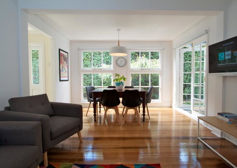 Strahan House - Accommodation in Brisbane 0