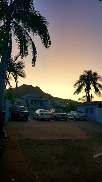Strand Motel - Accommodation in Brisbane 3