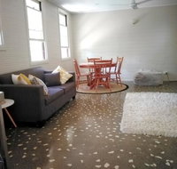 Stranded Nowhere to Stay Sanitised Apartment Sleeps 4 Netflix Wifi Pool - Accommodation in Brisbane