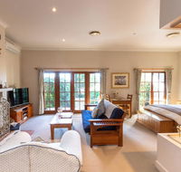 Strathearn Park Lodge - Accommodation in Brisbane