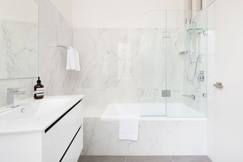 STUNNING SYDNEY HOME 6 - Accommodation in Brisbane 2