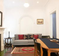 Stylish 3 Bedroom Townhouse in Darlinghurst - Accommodation in Brisbane