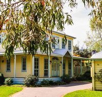 Summer Days - Accommodation in Brisbane