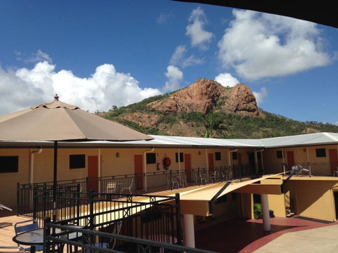 Summit Motel - Accommodation in Brisbane 2