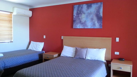 Summit Motel - Accommodation in Brisbane 1