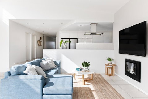 Sundara Beach House - Accommodation in Brisbane 2