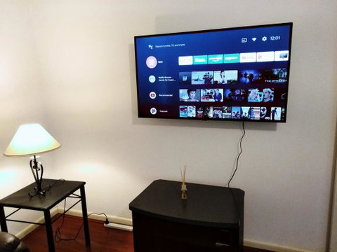 Sunny House - Melbourne Airport Home - Accommodation in Brisbane 1