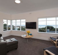 Sunrise at Penguin - Accommodation in Brisbane