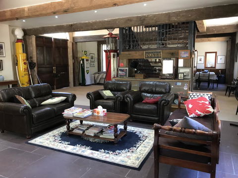 Sunset Cottages - Accommodation in Brisbane 2