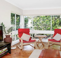 Surf Beach Views - quiet position close to beach - Accommodation in Brisbane
