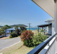 Surf Break - 10B Tuna Upstairs - Accommodation in Brisbane