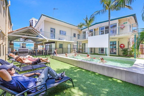Surf Inn - Accommodation in Brisbane 0