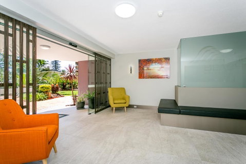 Surfers Beachside Holiday Apartments - Accommodation in Brisbane 2