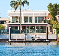 Surfers Paradise Escape - Waterfront House - Accommodation in Brisbane