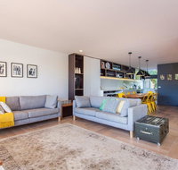 surfside6  james cook - Clarkes Beach - Accommodation in Brisbane