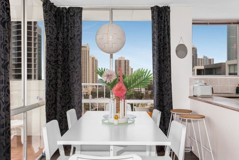 Sweeping Views Of Surfers Paradise And Chevron Island - Accommodation in Brisbane 2
