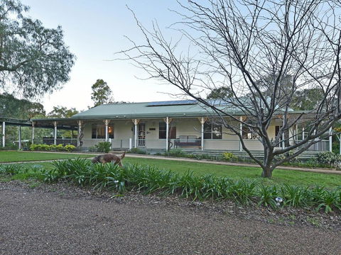 Tabitha Hill Homestead - Accommodation in Brisbane 2