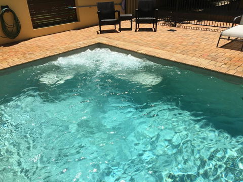 Taihoa Holiday Units Adults Only - Accommodation in Brisbane 3